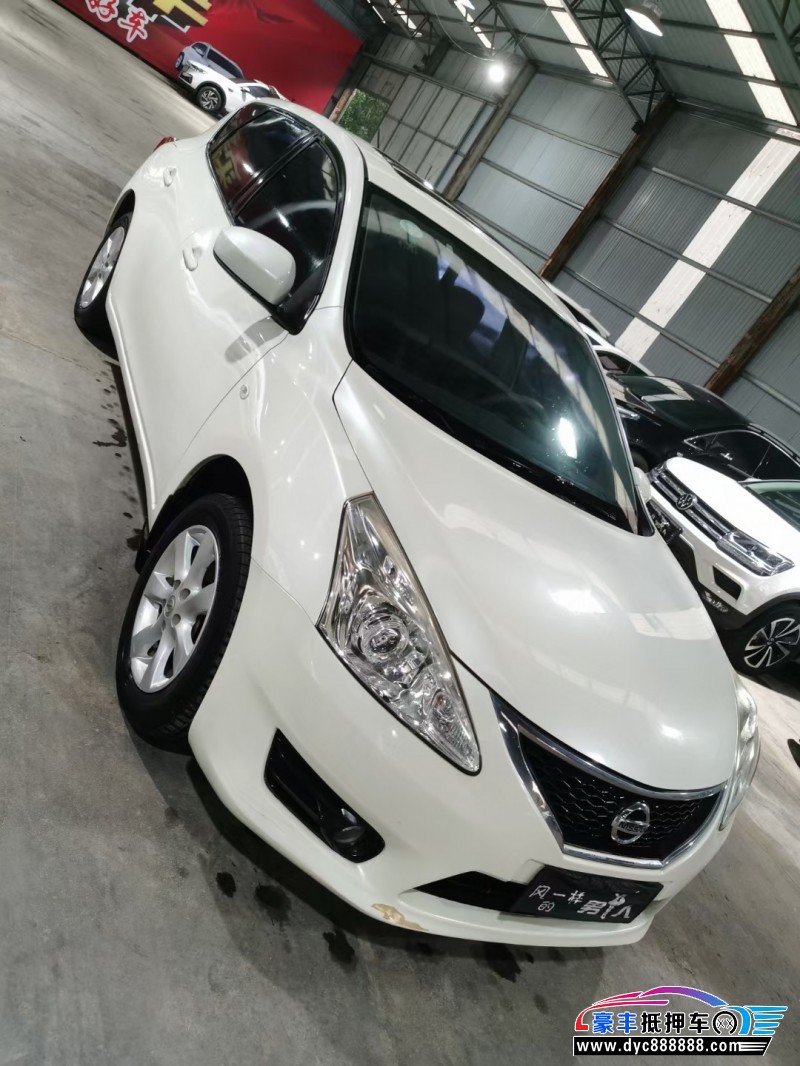 15年日产骐达轿车抵押车出售