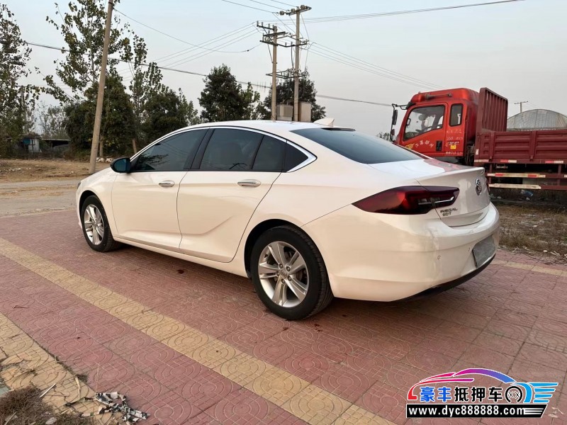 18年别克君威轿车抵押车出售