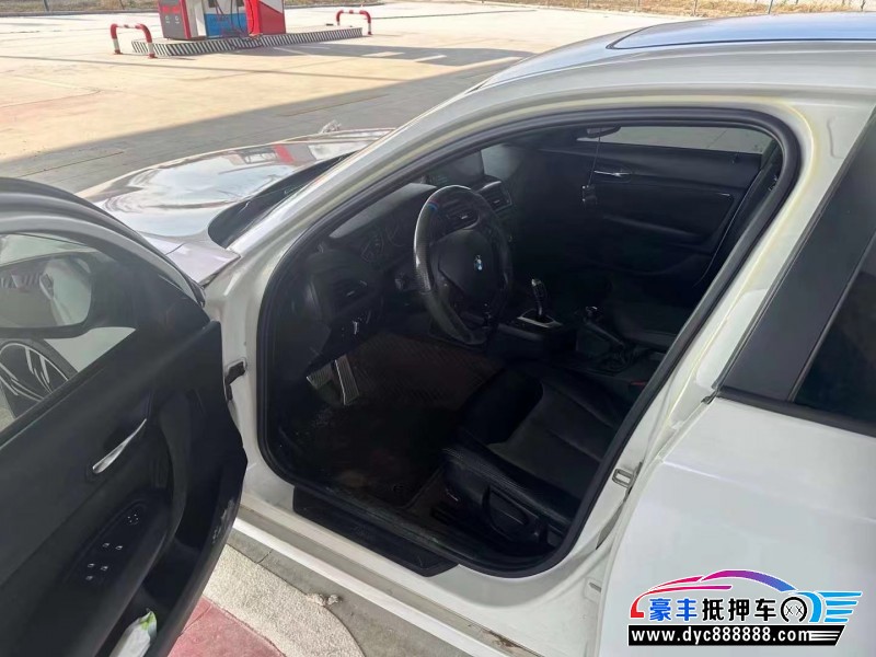 13年宝马1系轿车抵押车出售