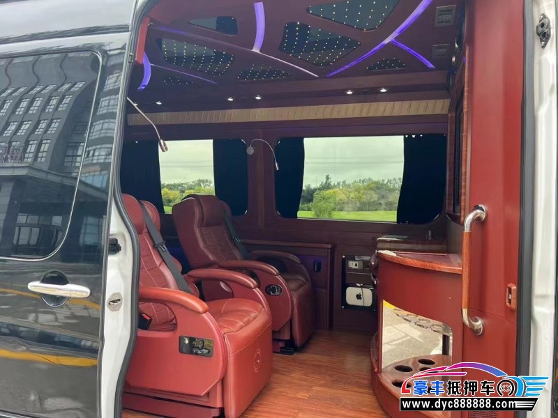 14年奔驰斯宾特MPV抵押车出售