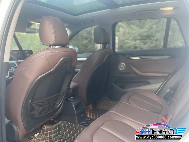 21年宝马X1轿车抵押车出售