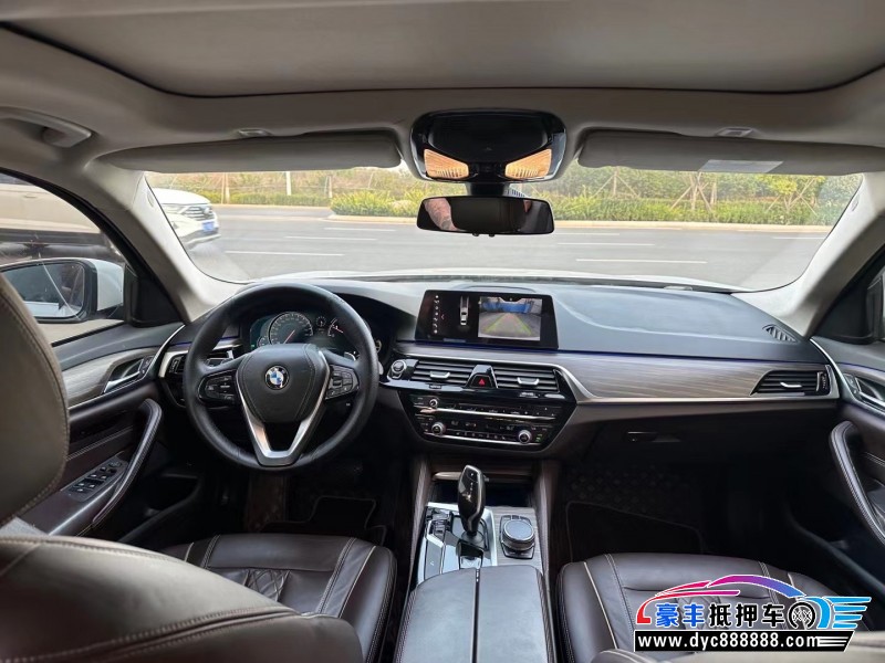 18年宝马5系轿车抵押车出售