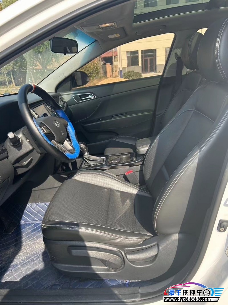 17年现代名图轿车抵押车出售