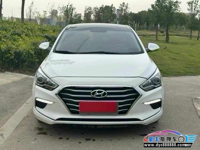 19年现代名图轿车抵押车出售