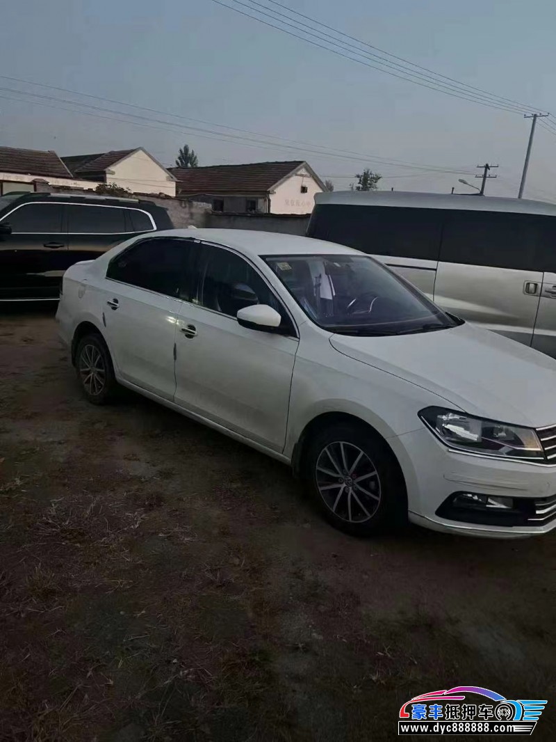 21年大众桑塔纳轿车抵押车出售