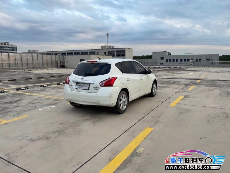 13年日产骐达轿车抵押车出售