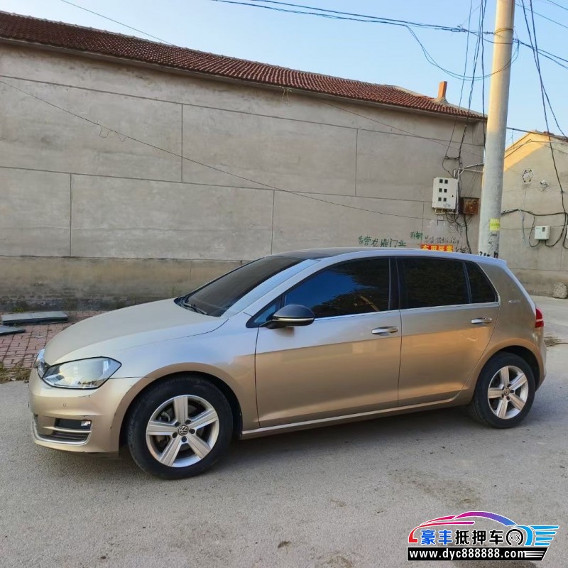 17年大众高尔夫轿车抵押车出售