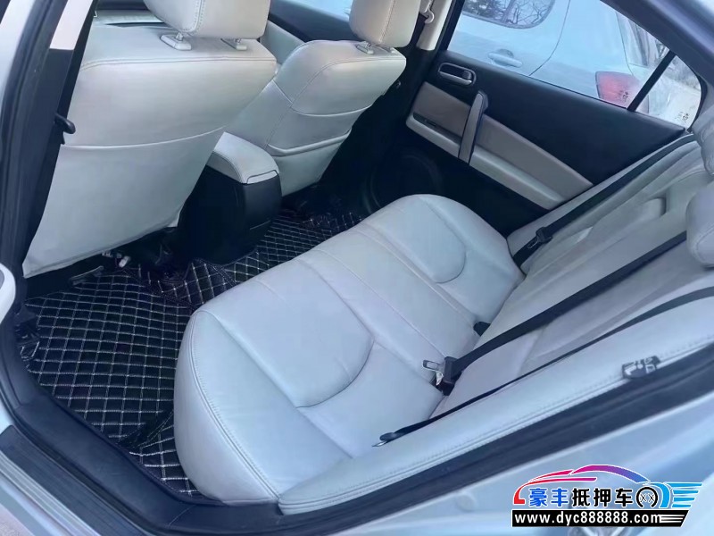 10年马自达睿翼轿车抵押车出售