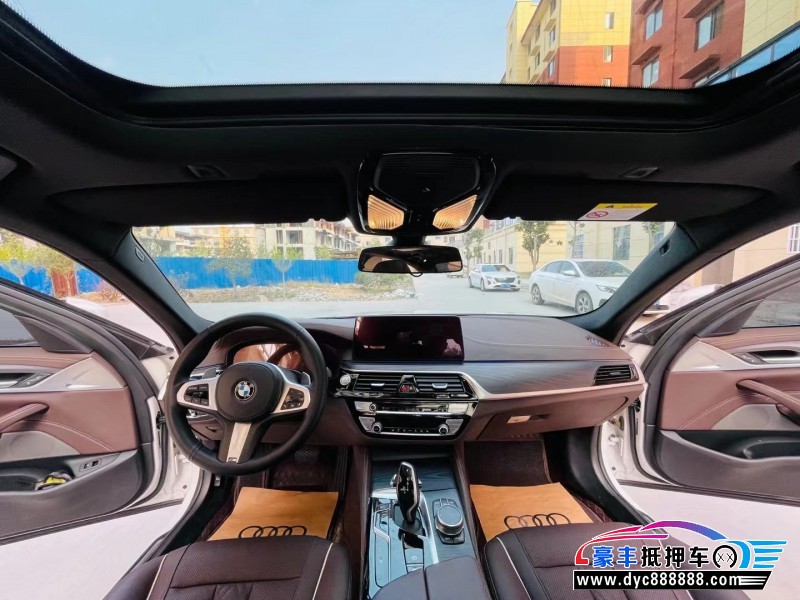 20年宝马5系轿车抵押车出售