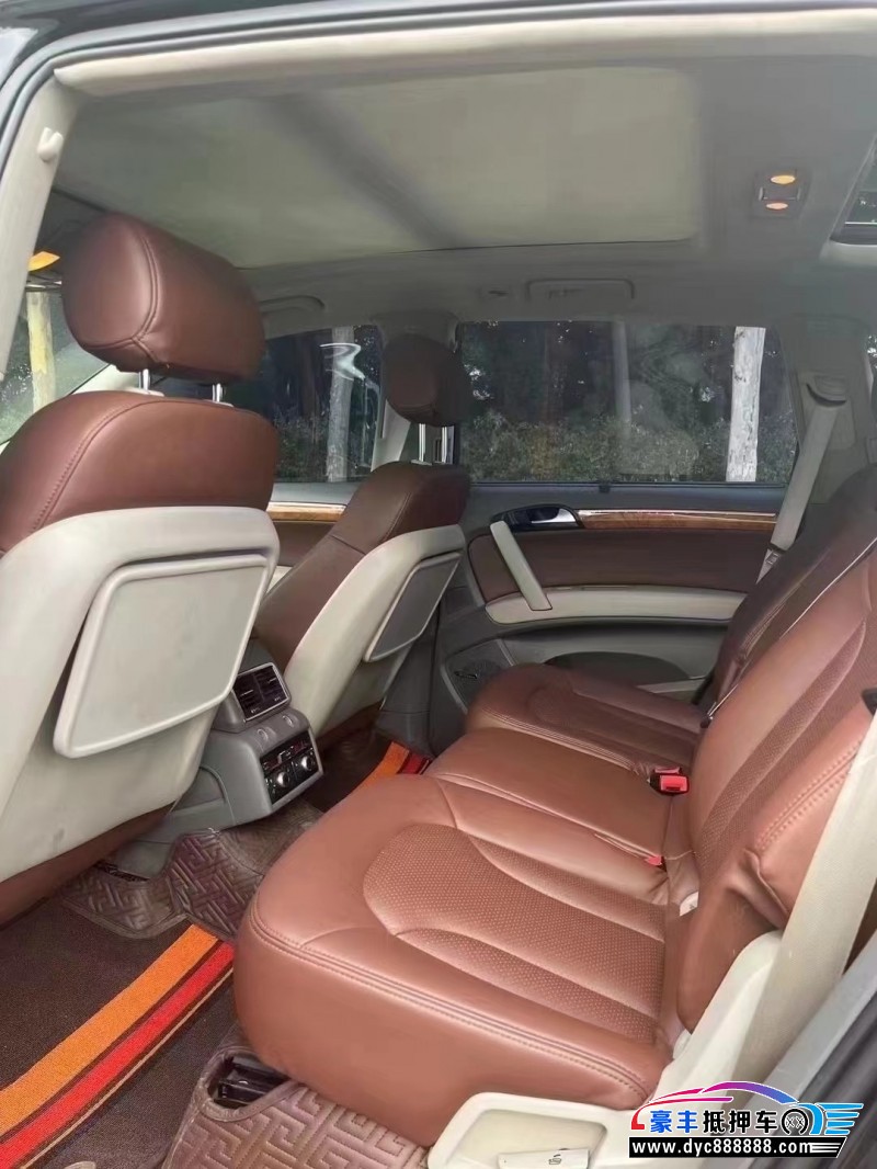 08年奥迪Q7轿车抵押车出售