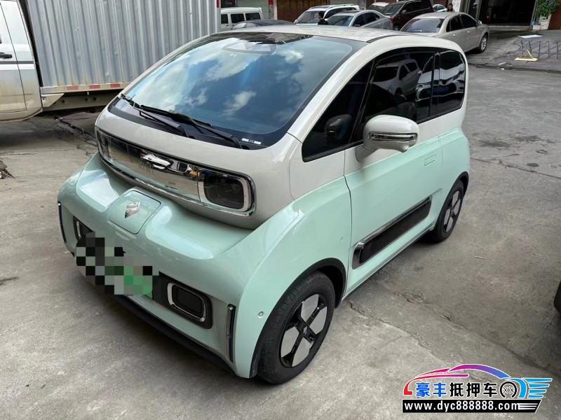 23年宝骏kiwi ev轿车抵押车出售