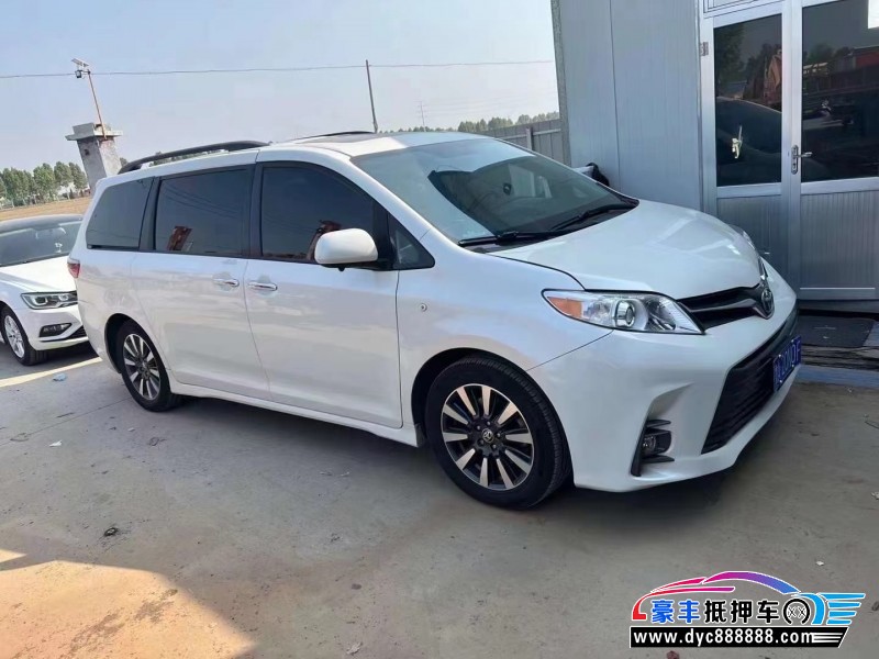 20年丰田塞纳轿车抵押车出售