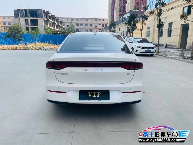 23年传祺魅580轿车抵押车出售