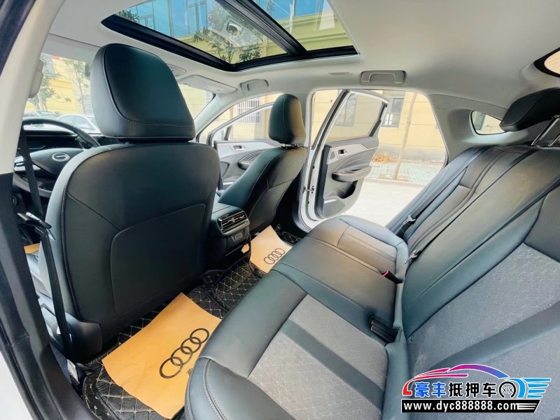 23年传祺魅580轿车抵押车出售