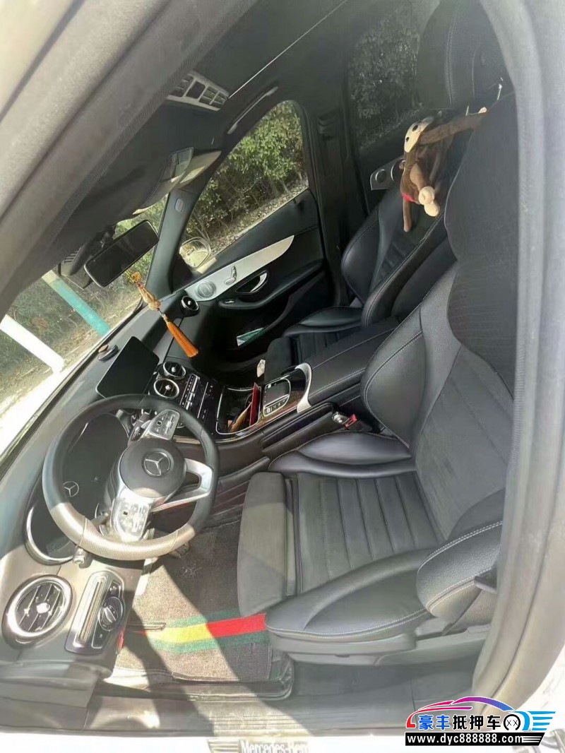 21年奔驰C轿车抵押车出售