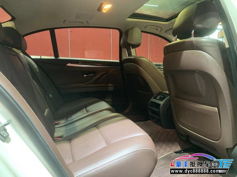 18年宝马5系轿车抵押车出售