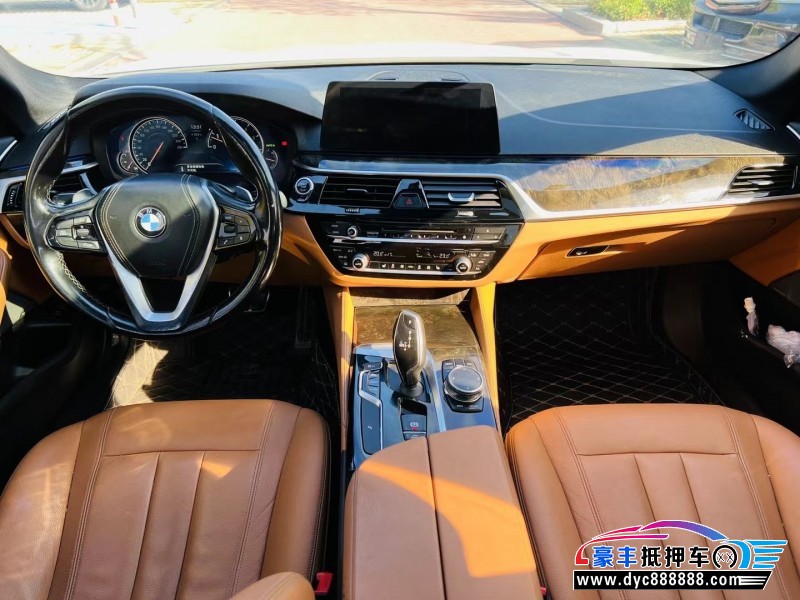 18年宝马5系轿车抵押车出售