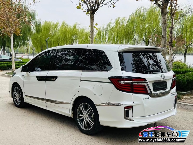 20年本田艾力绅轿车抵押车出售