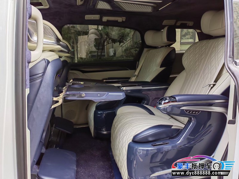 21年别克GL8轿车抵押车出售