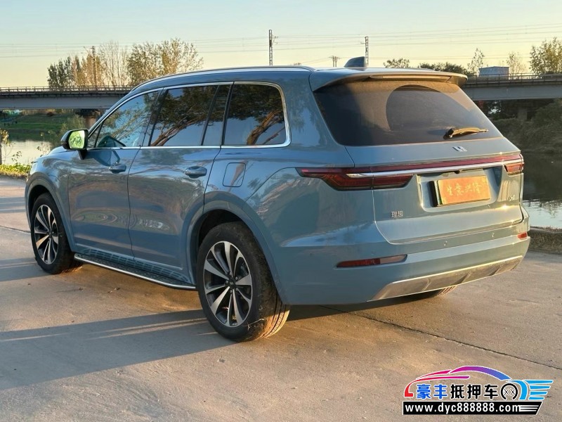 21年理想ONE轿车抵押车出售