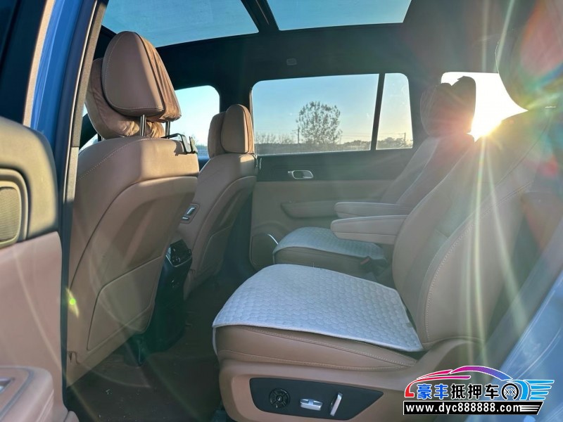 21年理想ONE轿车抵押车出售