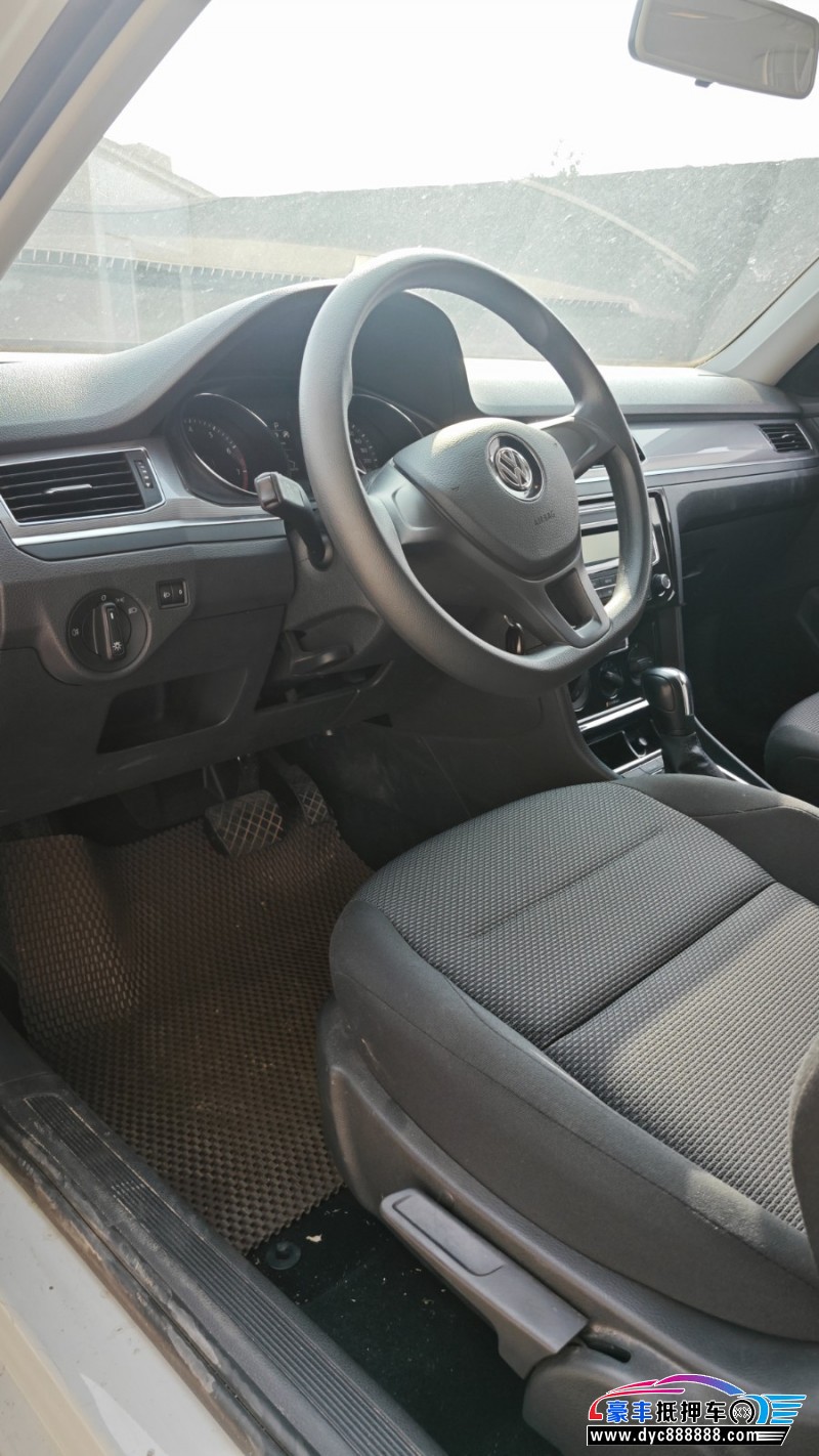 21年大众宝来轿车抵押车出售