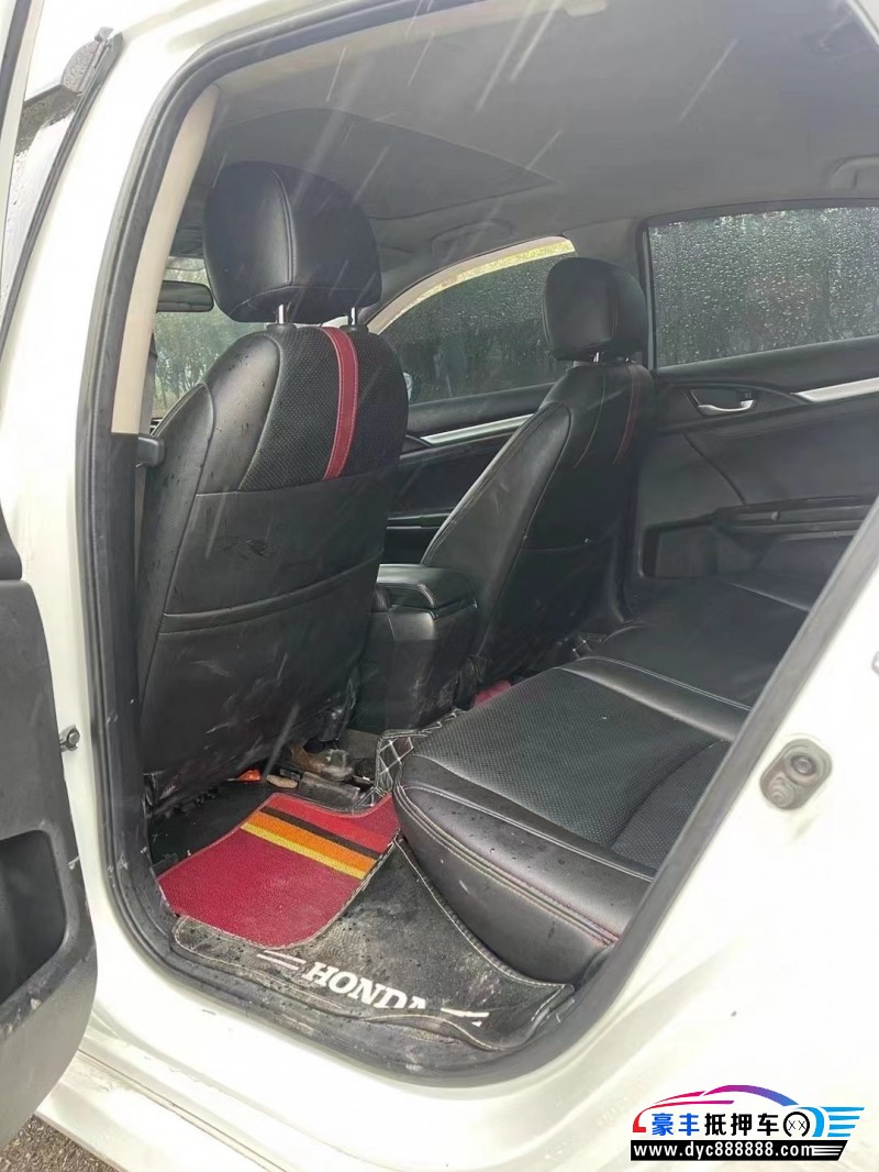 17年本田思域轿车抵押车出售