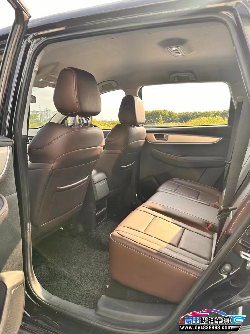 22年东风风行T5SUV抵押车出售