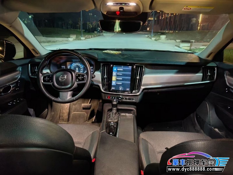 19年沃尔沃S90轿车抵押车出售