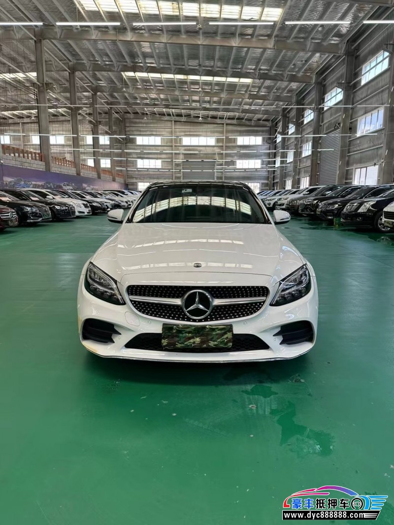 21年奔驰C轿车抵押车出售