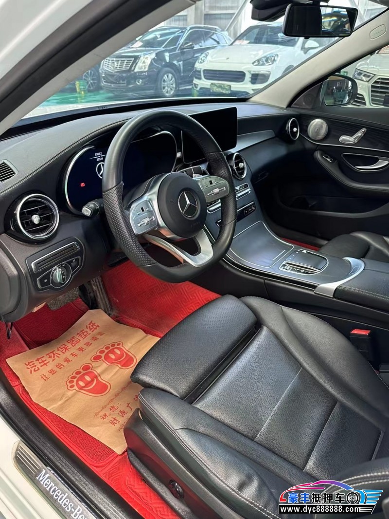 21年奔驰C轿车抵押车出售