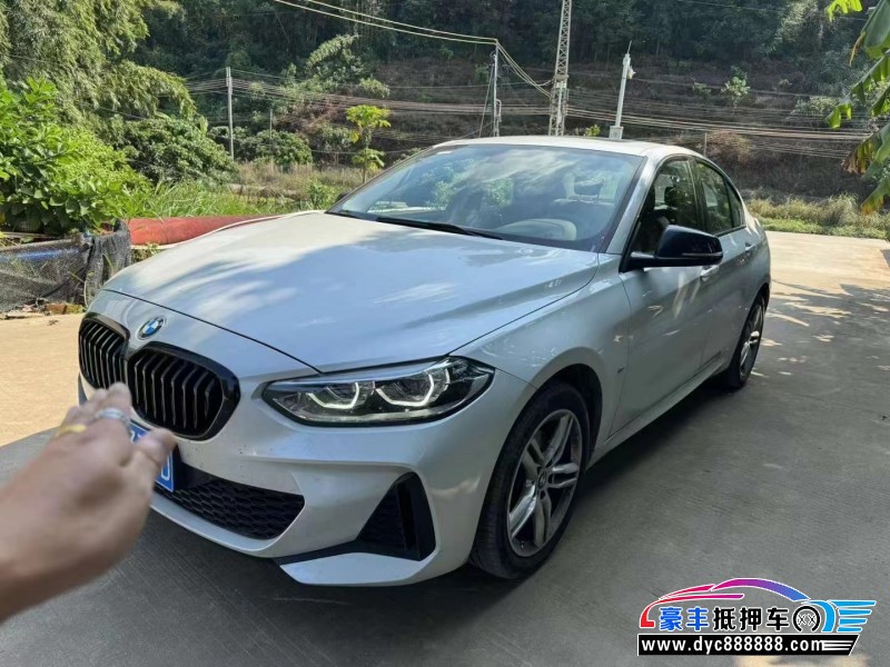 23年宝马1系轿车抵押车出售
