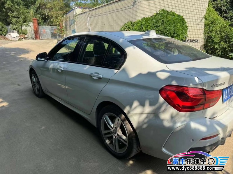 23年宝马1系轿车抵押车出售