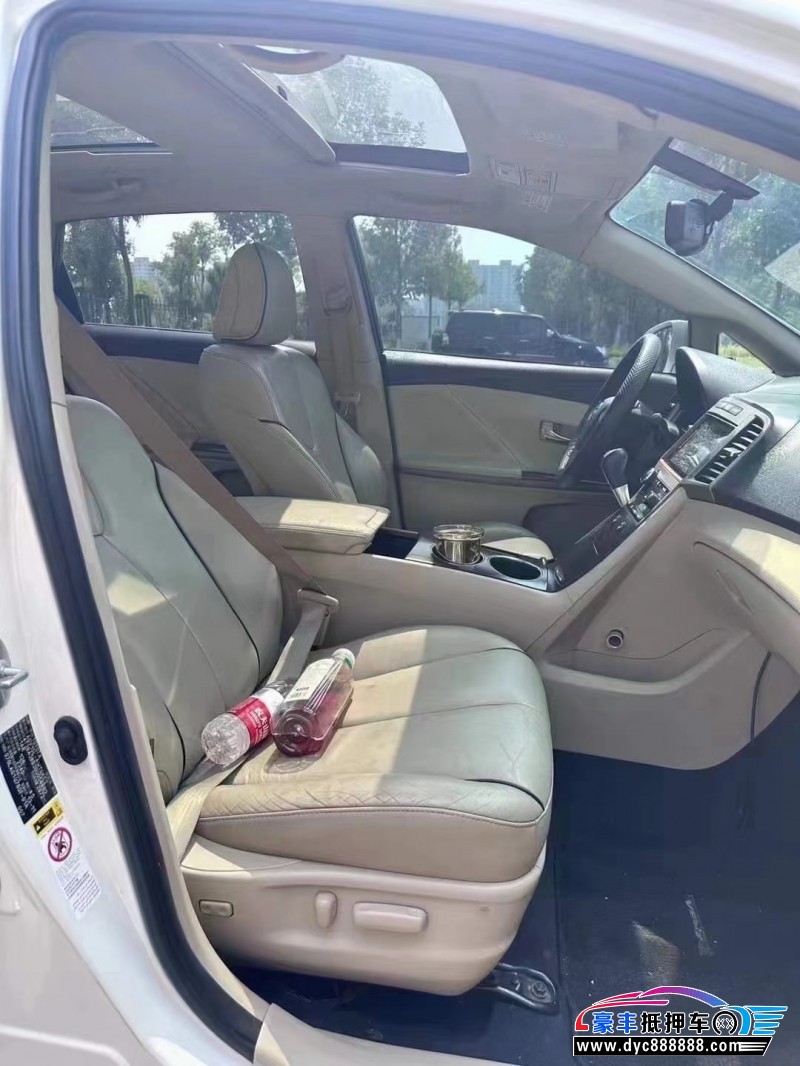 14年丰田威飒轿车抵押车出售