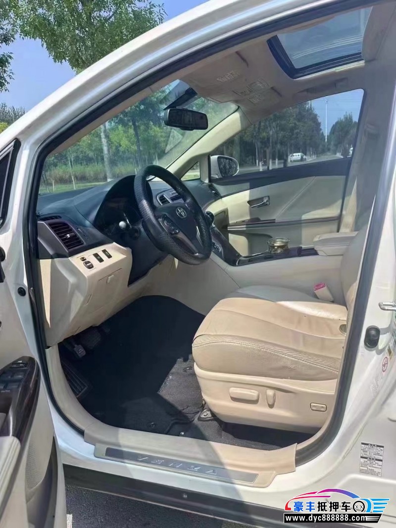 14年丰田威飒轿车抵押车出售