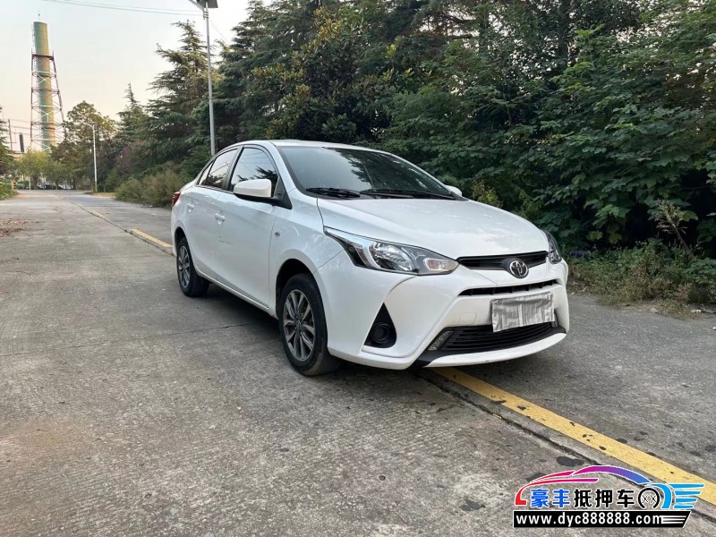 21年丰田致享轿车抵押车出售
