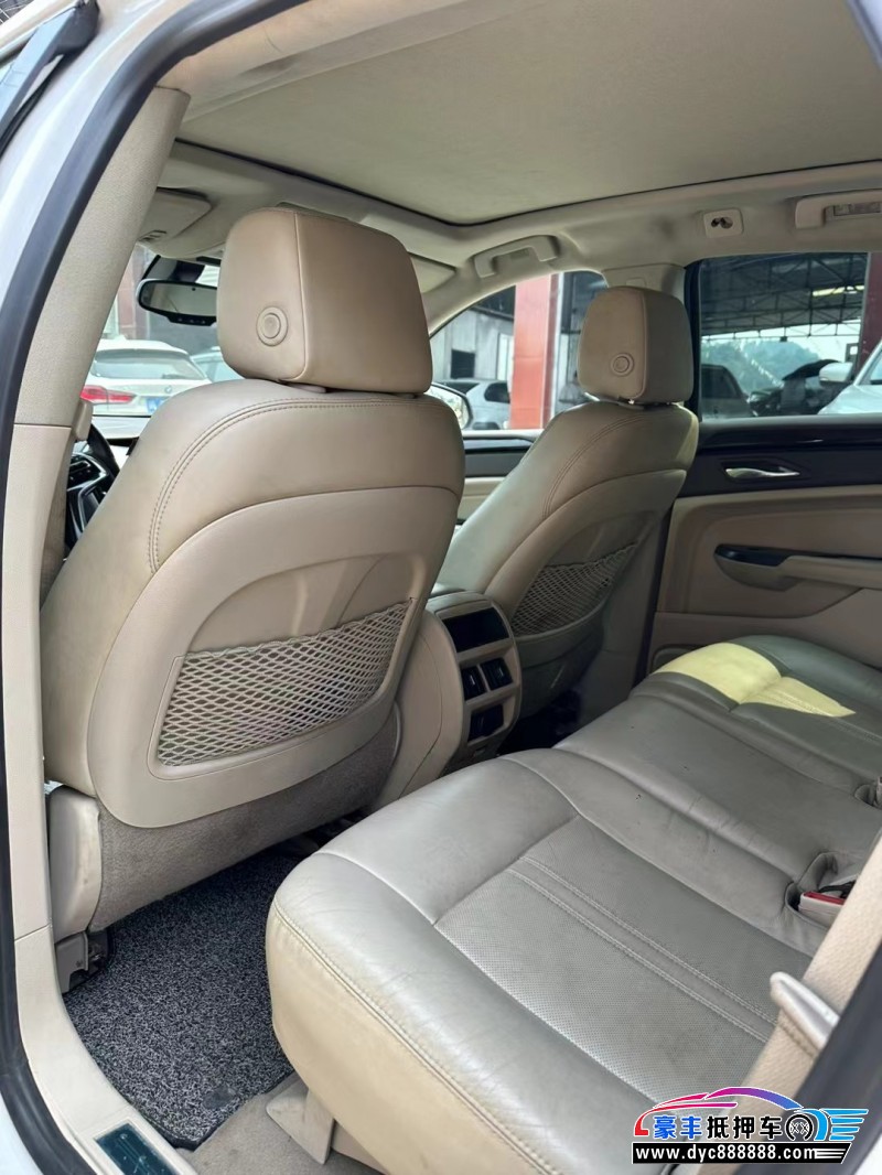 15年凯迪拉克SRX轿车抵押车出售