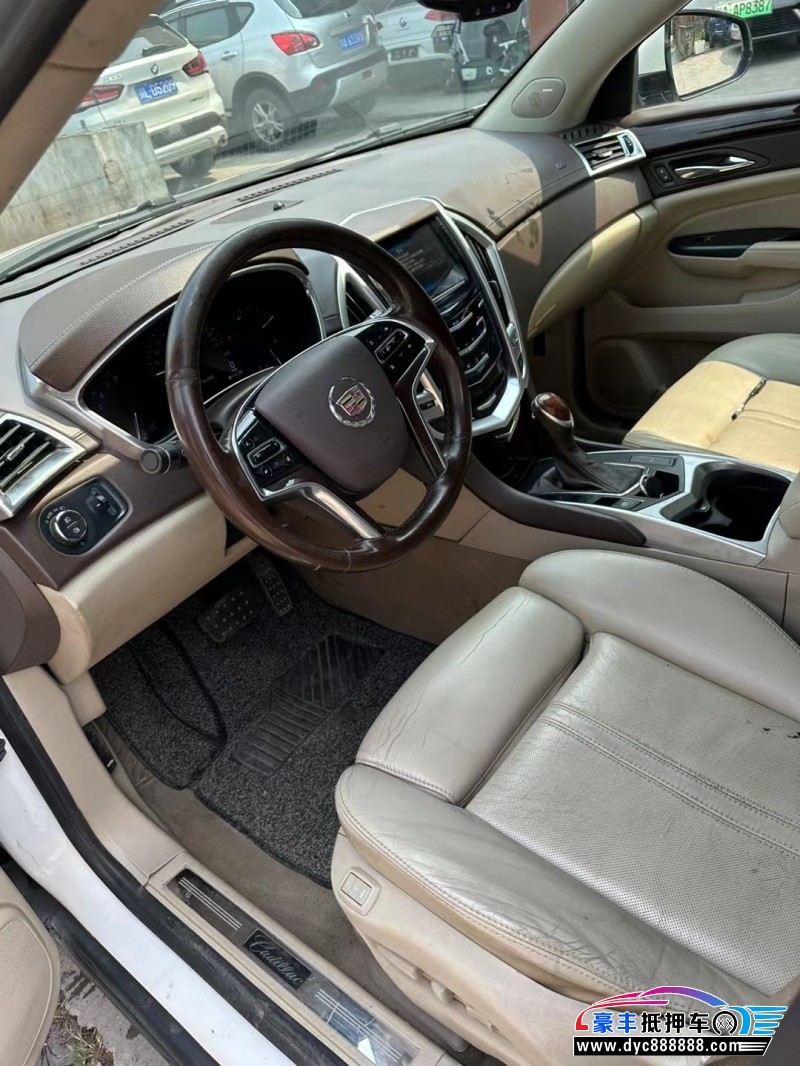 15年凯迪拉克SRX轿车抵押车出售