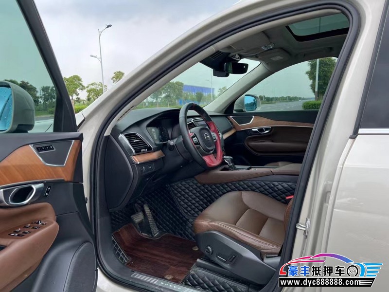 19年沃尔沃XC90轿车抵押车出售