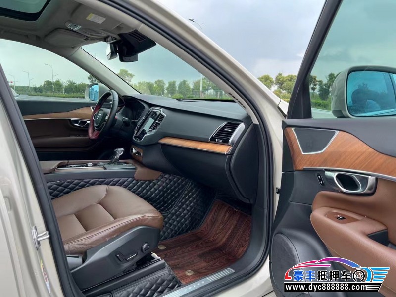 19年沃尔沃XC90轿车抵押车出售