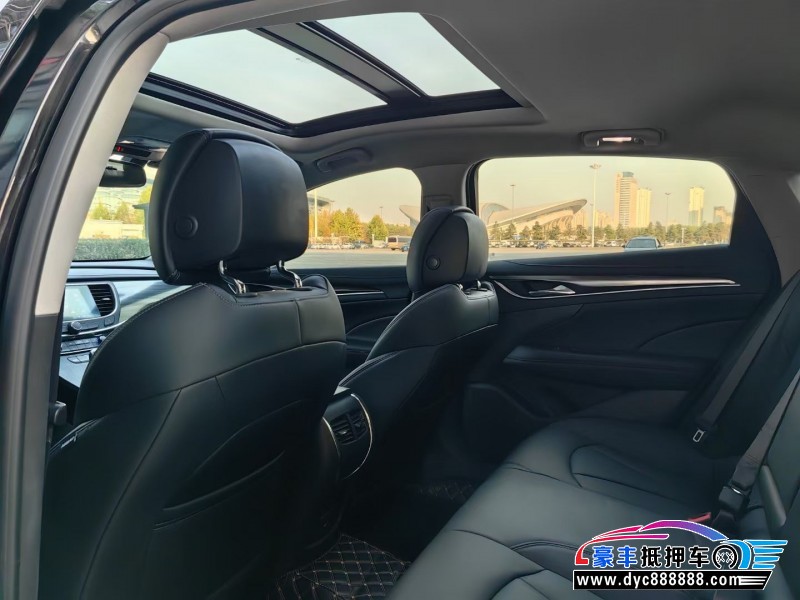 20年别克君越轿车抵押车出售