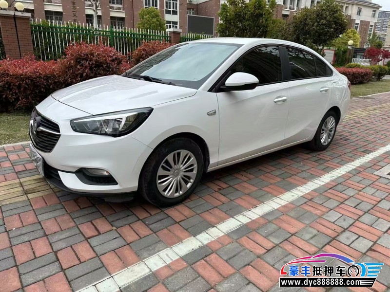 18年别克凯越轿车抵押车出售