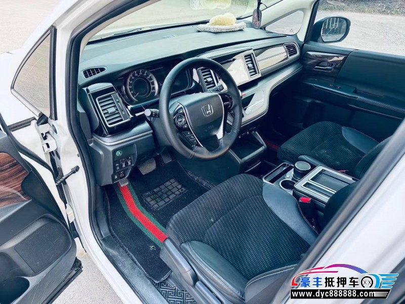 18年本田艾力绅MPV抵押车出售