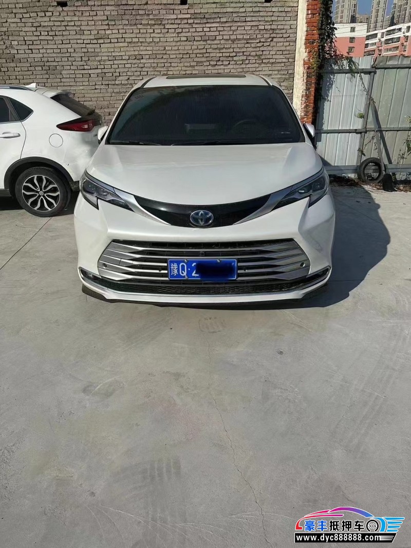 23年丰田塞纳轿车抵押车出售