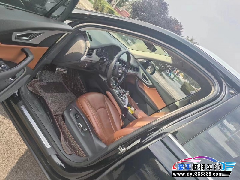 18年奥迪Q7轿车抵押车出售