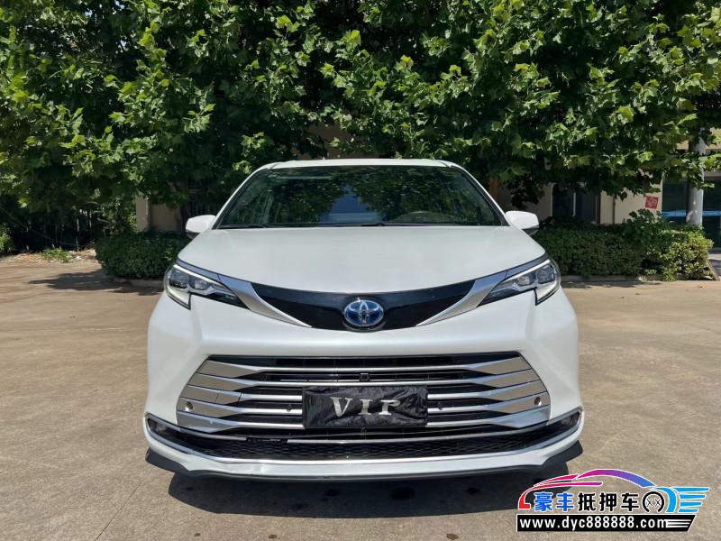 23年丰田塞纳轿车抵押车出售