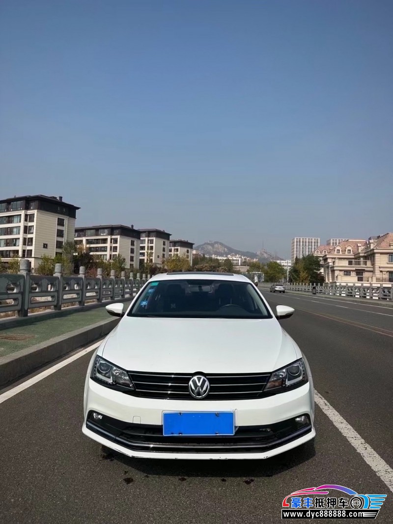 16年大众速腾轿车抵押车出售