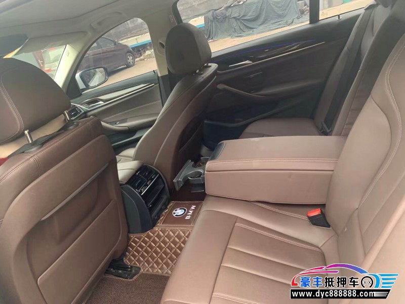 18年宝马5系轿车抵押车出售