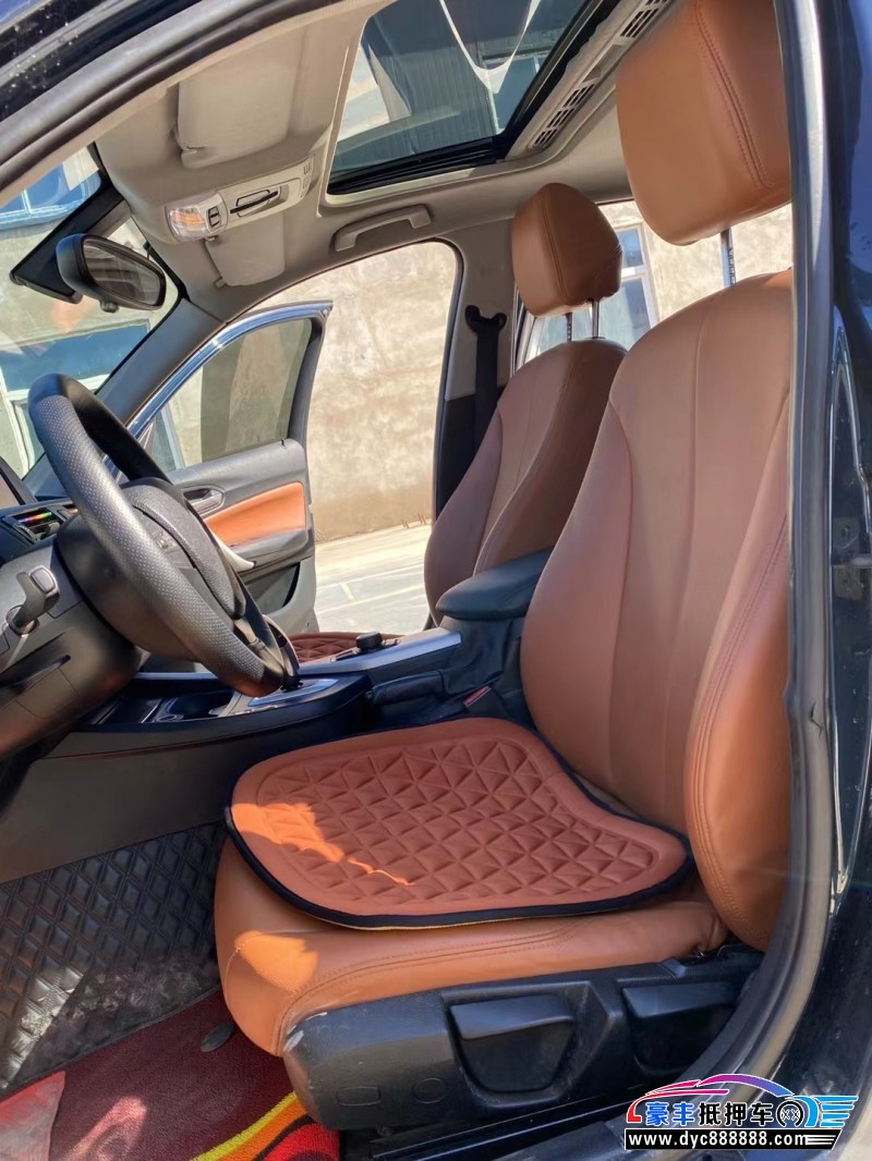 14年宝马1系轿车抵押车出售