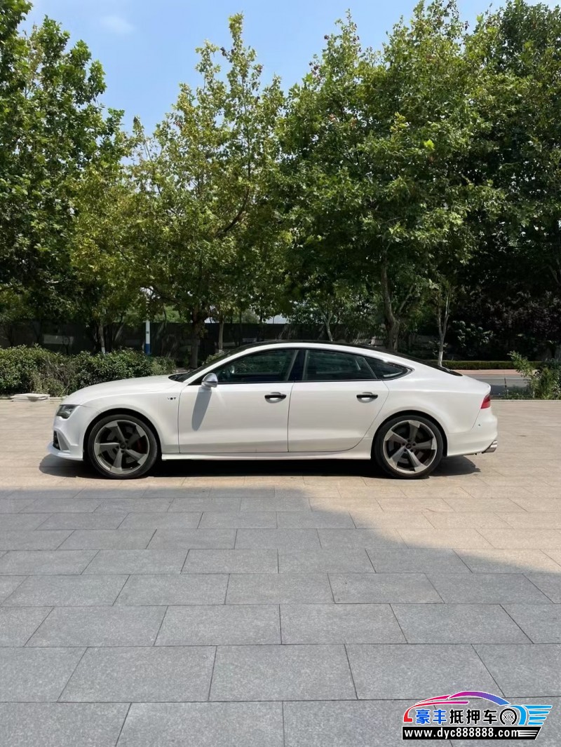 14年奥迪S7轿车抵押车出售